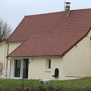 Gite De La Haute Feuille Villa Bléneau Exterior photo