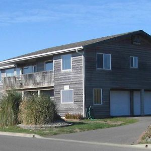 Coquille Point Condo Бандън Room photo