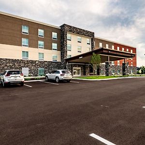 Holiday Inn Express & Suites Dayton East - Бийвъркрийк Exterior photo