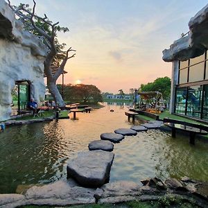 I View Park Resort Удон Тани Exterior photo