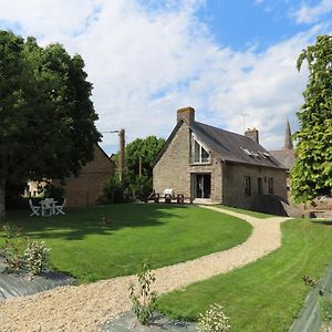 Gite Du Marais Villa Понторсон Exterior photo