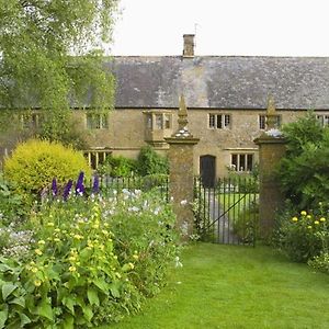 Lower Severalls Farmhouse Bed & Breakfast Крюкърн Exterior photo