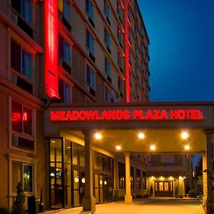 Meadowlands Plaza Hotel Сикокъс Exterior photo