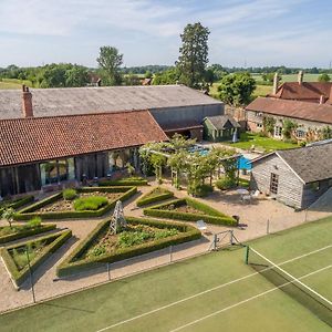 Court Barn Villa Стоук-бай-Нейланд Exterior photo