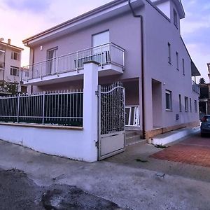 La Rosa Verde Apartment Кастровилари Exterior photo