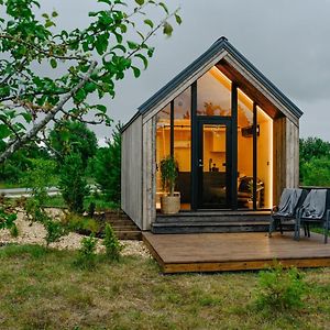 Unique Tiny House At Saaremaa Golf & Country Club Villa Куресааре Exterior photo