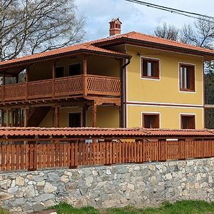 Къща за гости Феникс Hotel Копривщица Exterior photo