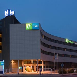 Holiday Inn Express Molins De Rei, An Ihg Hotel Exterior photo