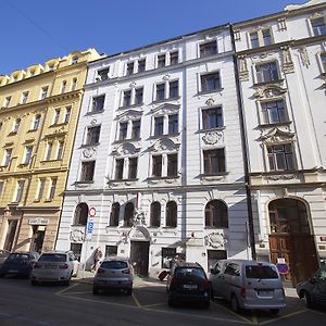 Hotel Olga Прага Exterior photo