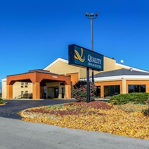 Quality Inn & Suites Southport Индианаполис Exterior photo