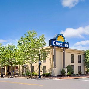 Days Inn By Wyndham Силвър Спринг Exterior photo