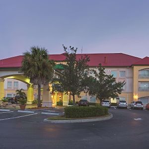 La Quinta Inn And Suites Fort Myers I-75 Exterior photo