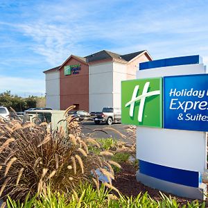 Holiday Inn Express & Suites Watsonville, An Ihg Hotel Exterior photo