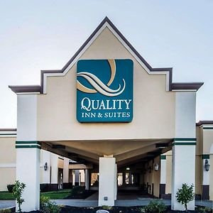 Quality Inn & Suites Conference Center Across From Casino Ери Exterior photo