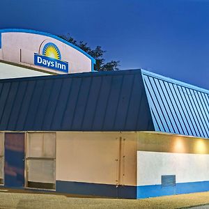 Days Inn By Wyndham Елизабет Сити Exterior photo