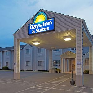 Days Inn & Suites By Wyndham Spokane Airport Еъруей Хайтс Exterior photo