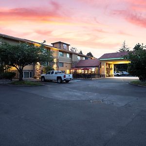 Best Western Plus Parkway Inn Уилсънвил Exterior photo