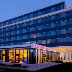 Hilton Garden Inn Винер Нойщат Exterior photo