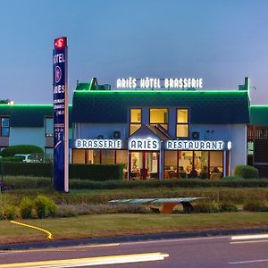 Brit Hotel Aries, Аржантан Exterior photo