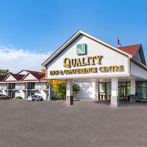 Quality Inn & Conference Centre Орилия Exterior photo