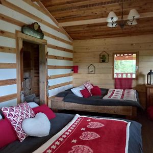 Chalet Cocooning Pleine Nature Villa Montmorot Exterior photo