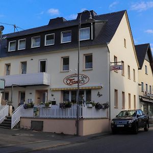 Gaestehaus - Cafe Frank Bed & Breakfast Antweiler Exterior photo