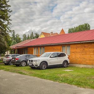 Lipicai Ifjusagi Szallo Hotel Szilvásvárad Exterior photo