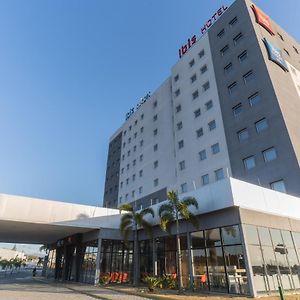 Ibis Lorena - Circuito Da Fe Hotel Exterior photo