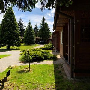 Ab Domki Caloroczne Nad Jeziorem Hotel Стеншев Exterior photo