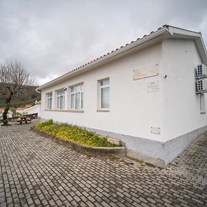 Casa Rural "A Escola" - Meas, Пампилоза да Сера Exterior photo