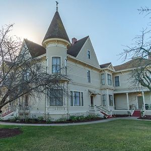 Chateau Coralini Hotel Салинас Exterior photo