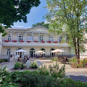 Nowy Gurewicz Bed & Breakfast Отвоцк Exterior photo