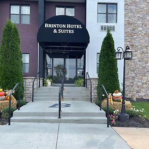 Brinton Suites Уест Честър Exterior photo