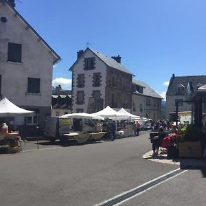 L' Ardente Bed & Breakfast Saint-Sauves- dʼAuvergne Exterior photo