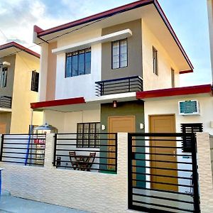 Elans Lodging Entire House 3 Bedrooms Bulacan Exterior photo