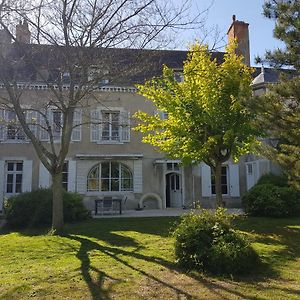 Le Cloitre Saint-Liphard Bed & Breakfast Мьон-сюр-Лоар Exterior photo