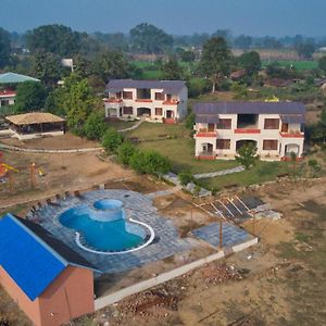 Greenscape By Beyond Stay,Madhai Sohāgpur Exterior photo