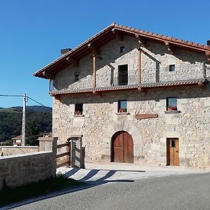 Casa Rural Juangoxenea Villa Ihaben Exterior photo