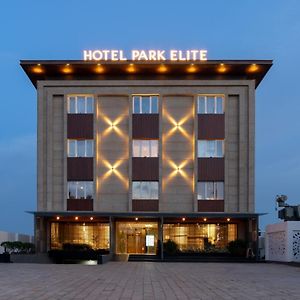 Hotel Parkelite Gannavaram Exterior photo