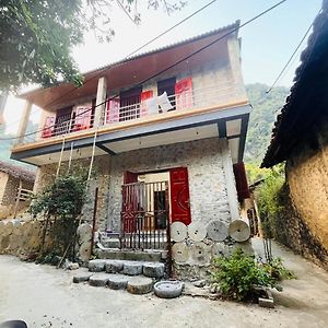 Homestay BảN GióC- Tay'S Traditional Village Као Банг Exterior photo