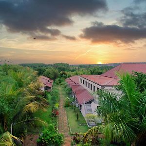 Sterling Banashree Badami Hotel Exterior photo