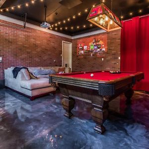 Vnc Bnb King Beds, Pool Table, Fire Pit, Arcade, Xbox Ванкувър Exterior photo