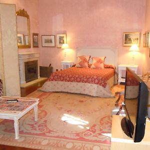 Palacio Chaves Hotel Трухильо Room photo