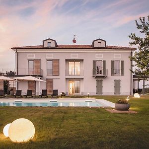 Villa Vinory Bricco Di Nizza Ница Монферато Exterior photo