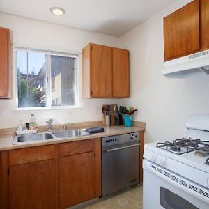 Convenient 2Br Walk To Bart 10 Min To Berkeley Apartment Ричмънт Exterior photo