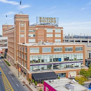 The Kaufman Bakery Square By Luxe Pgh Villa Питсбърг Exterior photo