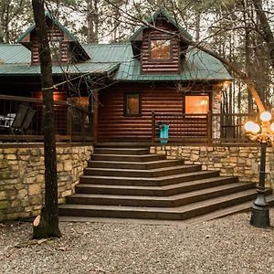 Leaping Lizard Lodge 4 Bdrm 3 And A Half Bth, Hot Tub, Fireplaces, Swing Set, Gameroom Броукън Боу Exterior photo