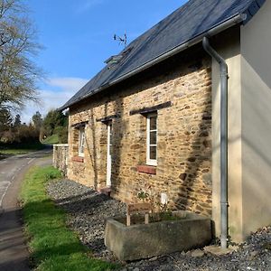 Gite " La Petite Maison" Villa Livry  Exterior photo