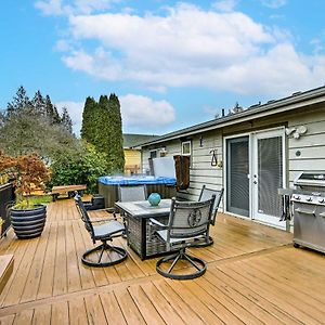 Lynnwood Home Private Hot Tub, Fire Table And Grill Линуд Exterior photo