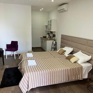 Studio Apartment Vukcevic 2 Подгорица Exterior photo